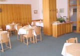 LÁZEŇSKÝ HOTEL HUBERT foto